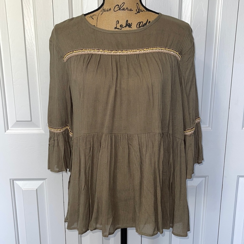 BNWT Mistic Prysm Green Boho Style Top